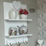 PRATELEIRA CORACOES 3 GANCHOS