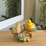 PASSARINHO DUPLO NO GALHO PORCELANA AMARELO 12X18CM