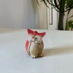 CORUJA PORCELANA MED. VERMELHA 8X4CM