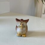 CORUJA PORCELANA MED. MARROM 8X4CM