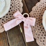 PORTA GUARDANAPO LACO LINHO ROSA