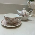 JOGO BULE/XICARA DE CHÁ JARDIM CAIXA LAÇO ROSA BRANCA - Imagem 3