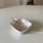 MINI BOWL DE CERAMICA C/ ALCA CURTA 12.8x8.5 CM - FLORAL