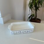 REFRATÁRIA. RETANGULAR LAVANDA 0.900L