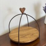 BANDEJA COM SUPORTE CORAÇÃO  33X35CM