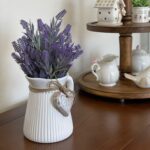 JARRA COM LAVANDAS E PINGENTE CORAÇÃO  30X20CM