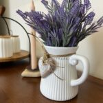 JARRA COM LAVANDAS E PINGENTE CORAÇÃO  30X20CM - Imagem 2